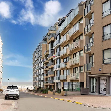 Apartment Cozy Seaside Escape With Balcony, Cleaning Included Knokke-Heist